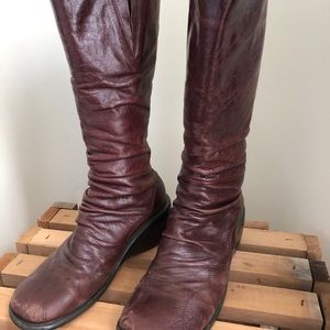 Super cute dress boots.